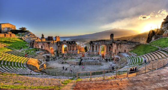 taormina teatro griego y etna